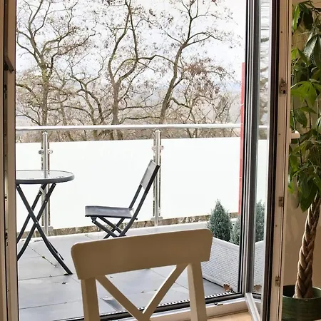 Apartman Stylische Mit Balkon - Perfekt Fuer Gruppen Koblenz