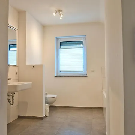 Stylische Mit Balkon - Perfekt Fuer Gruppen * Koblenz